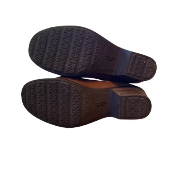 Teva Foxy Leather Boots - 6 - Picture 9 of 10
